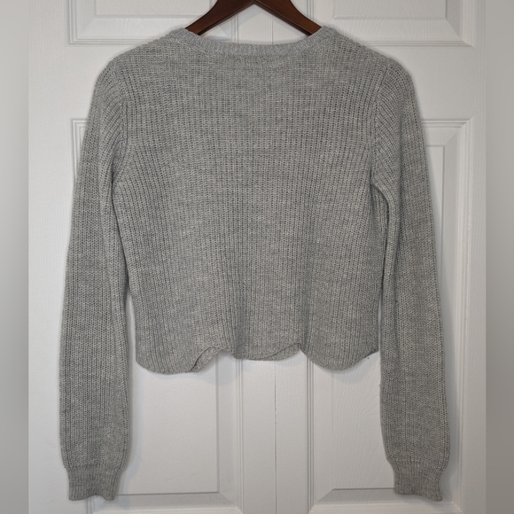 Dynamite Scalloped Hem Sweater - Grey - Size S - Picture 2 of 4